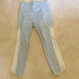 Athlete legging size medium barely worn mesh on sides